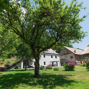 le-manoir-appartement-onyx.hotels-rhonealpes.com/
