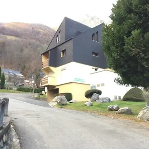 studio-a-cauterets-parking-terrasse.midi-pyreneeshotels.com/