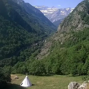 tipis-nature.midi-pyreneeshotels.com/